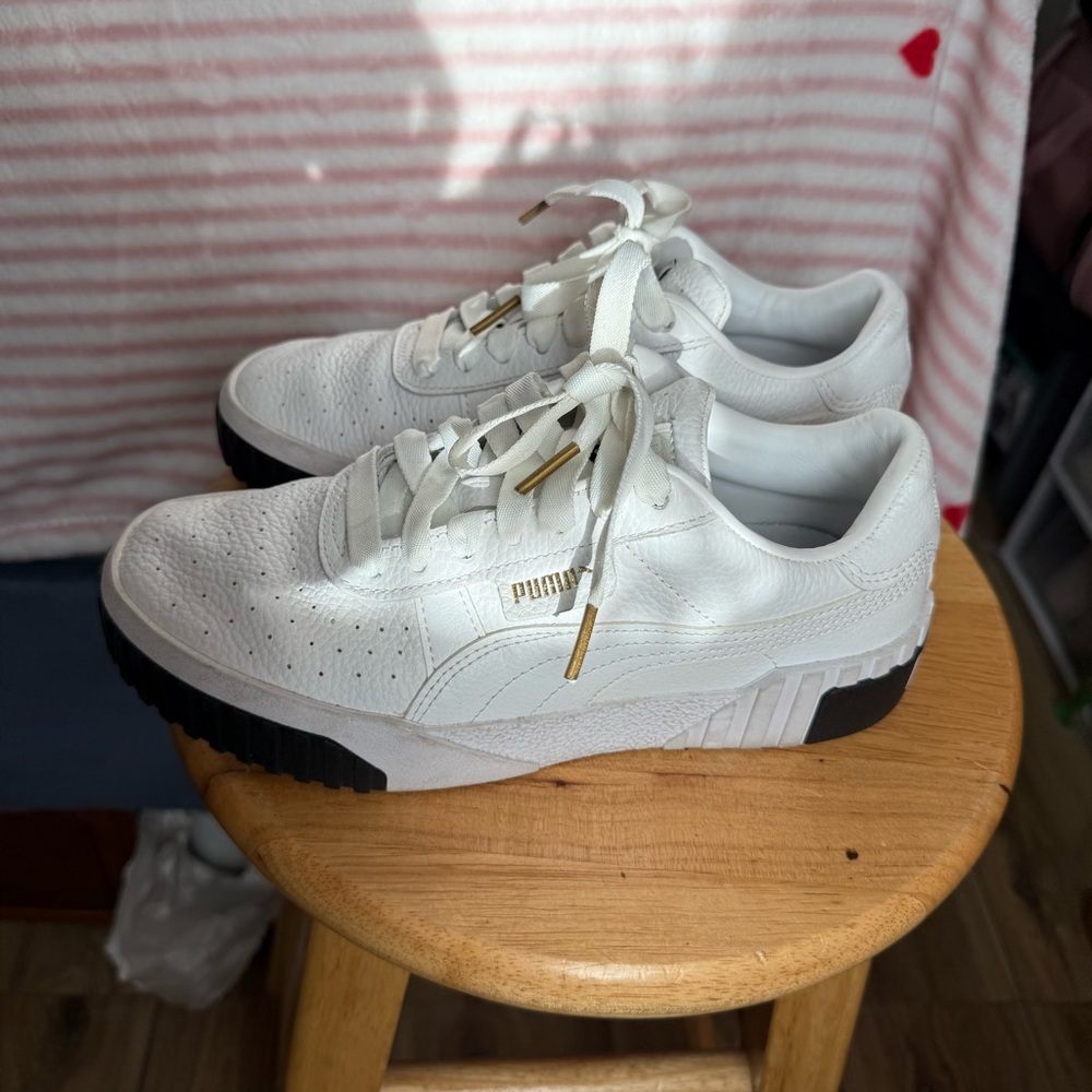 Puma Cali Sneakers Size 6.5